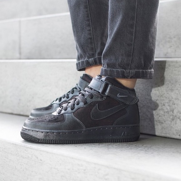 NIKE AIR FORCE 1 MID PRM SHOES WOMENS - Picture 5 of 6